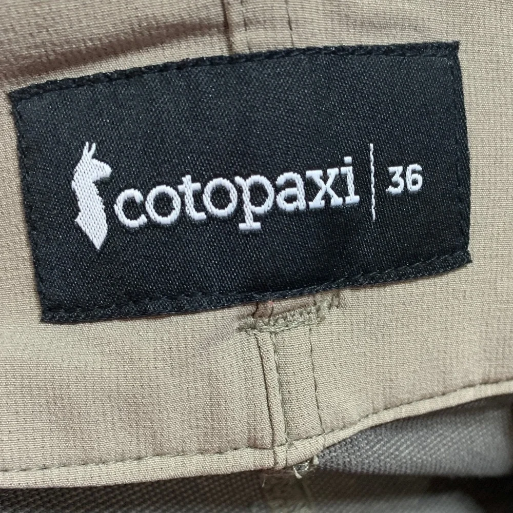Cotopaxi Samburu Shorts Mens 36 Brown Tech Performance Stretch Wicking Quick Dry